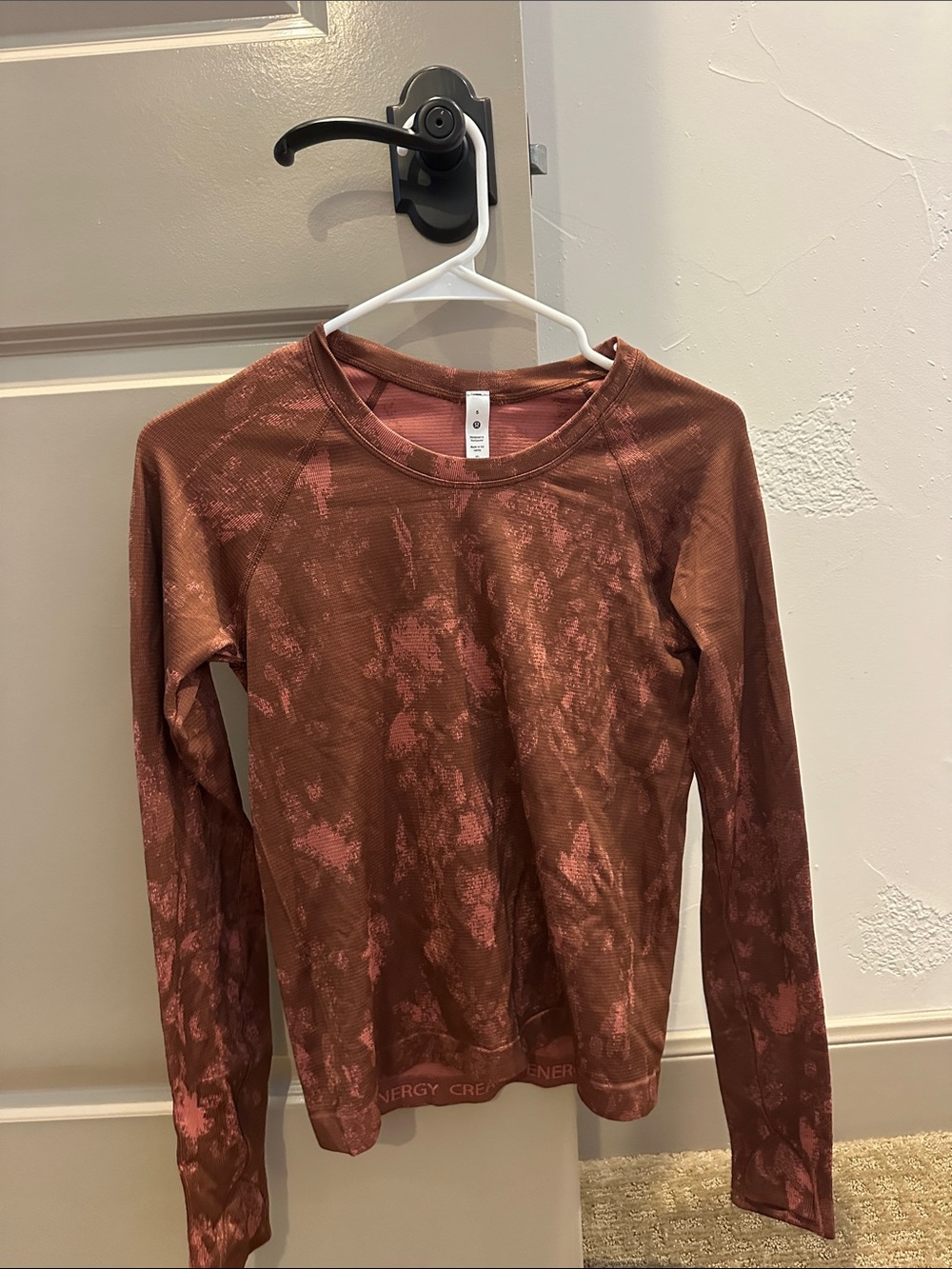 lululemon athletica Long Sleeve Tie-Dye swiftly tech 2.0 in Rust Pink